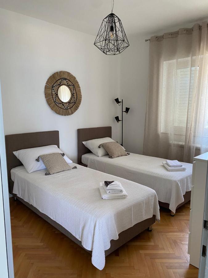 Apartman Betty 希贝尼克 外观 照片
